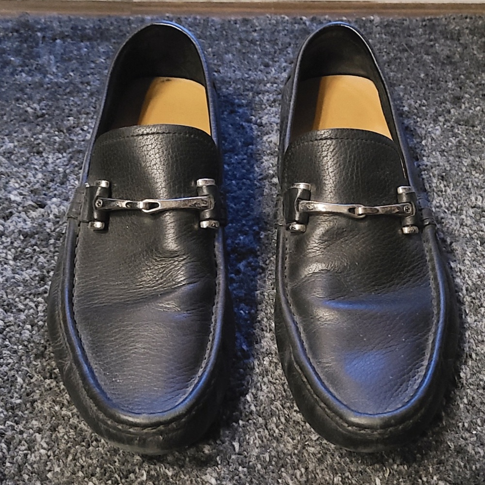 Gucci Pebbled Leather Black Loafers